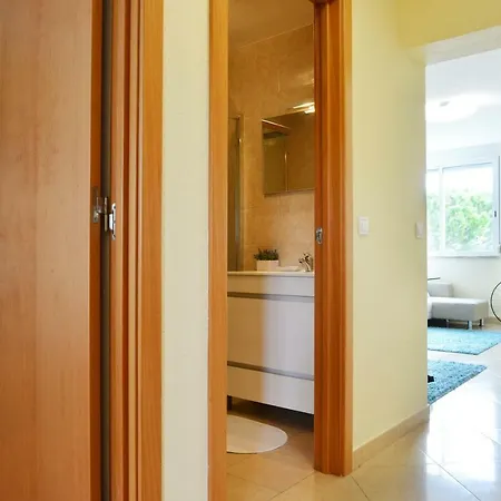 Apartment Encarnacao House